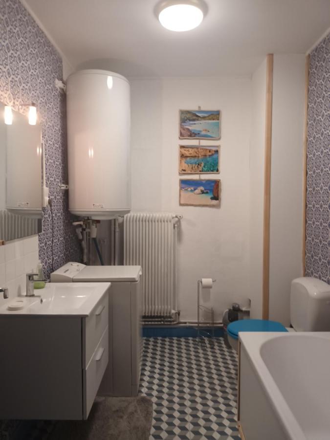 Appartement Chaleureux De 82M2 Proche De Vulcania Pontaumur Esterno foto